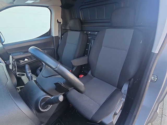 Opel combo 1.5d l2h1 innovation - van - automaat | vft-90-f - afbeelding 2 van  27