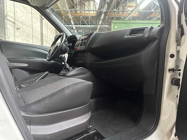 Opel combo 1.6 cdti l2h1 sport 105pk 2018, v-391-sx - afbeelding 16 van  25