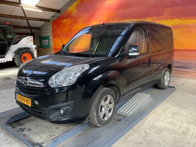 Opel combo 2017 diesel - afbeelding 22 van  25