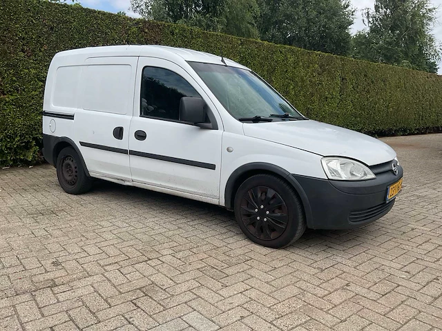 Opel combo 23-vng-9 - afbeelding 1 van  28
