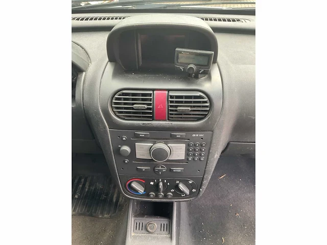 Opel combo 23-vng-9 - afbeelding 27 van  28