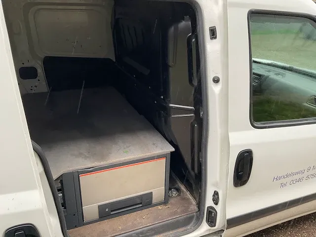 Opel combo bedrijfswagen - afbeelding 11 van  23