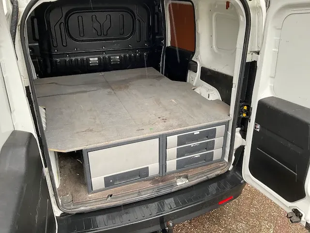 Opel combo bedrijfswagen - afbeelding 15 van  23