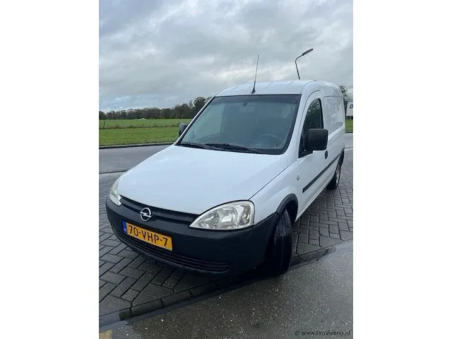 Opel combo c van - 70-vhp-7 - afbeelding 1 van  13