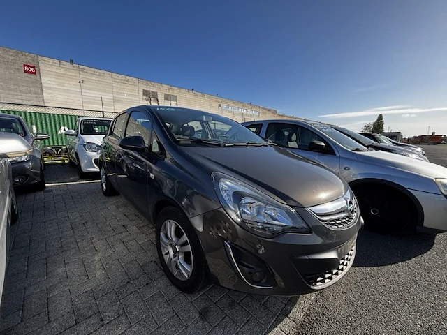 Opel corsa 1 2i essentia,2014 - afbeelding 22 van  28
