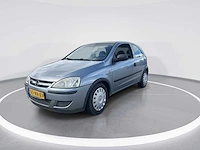 Opel corsa 1.0-12v essentia | 80-nn-bv