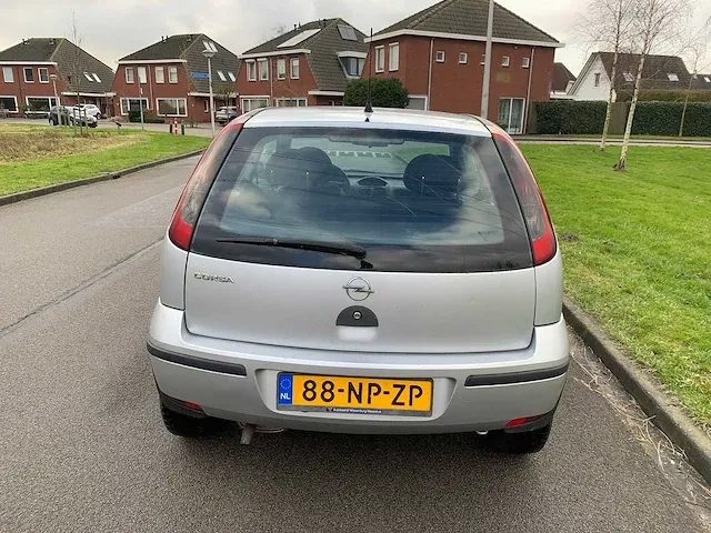 Opel corsa 1.0 12v essentia, 88-np-zp - afbeelding 13 van  15