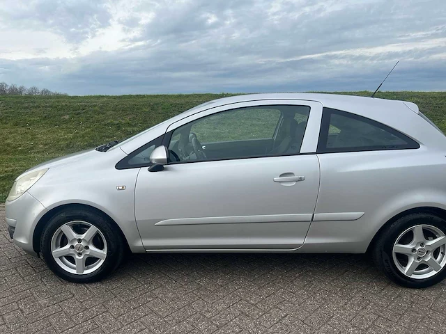 Opel corsa 1.0 12v essential, jz-354-v - afbeelding 21 van  22