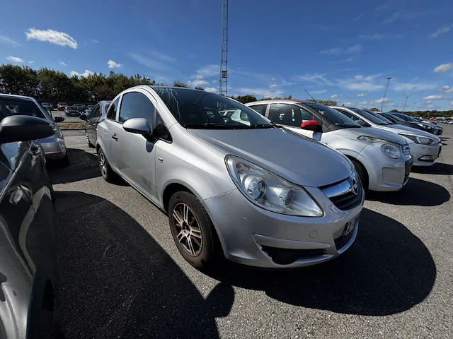 Opel corsa 1.0i essentia 60, 2010 - afbeelding 23 van  32