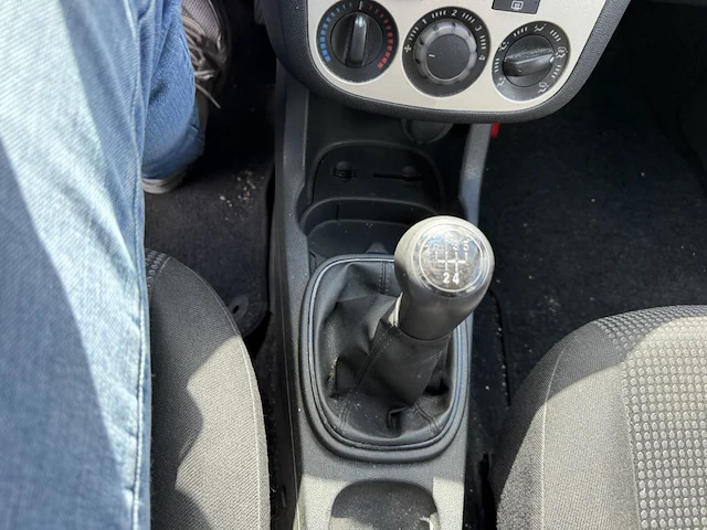 Opel corsa 1.0i essentia 65, 2011 - afbeelding 5 van  32