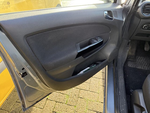 Opel corsa 1.0i essentia,2010 - afbeelding 23 van  26