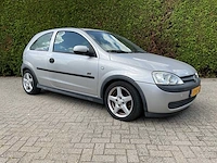 Opel corsa 11-hk-bj - afbeelding 1 van  37