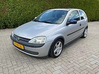 Opel corsa 11-hk-bj - afbeelding 27 van  37