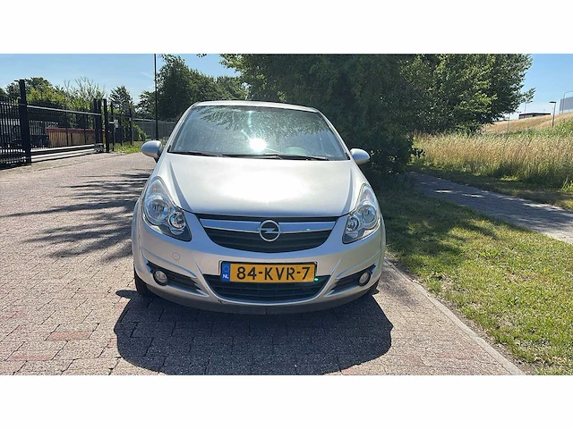 Opel corsa 1.2-16v 111 edition 2010 | 84-kvr-7 i - afbeelding 10 van  16