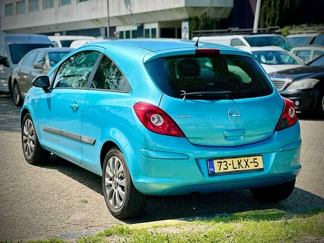 Opel corsa 1.2 16v '111' edition, 73-lkx-5 - afbeelding 11 van  16