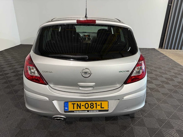 Opel corsa 1.2-16v 111 edition, tn-081-l - afbeelding 10 van  16