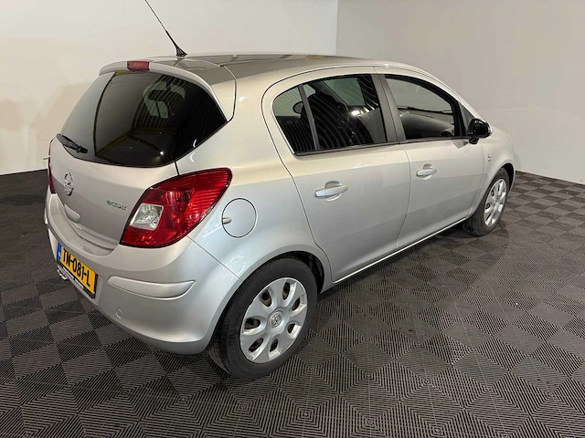 Opel corsa 1.2-16v 111 edition, tn-081-l - afbeelding 12 van  16