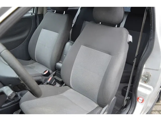 Opel corsa 1.2-16v | 2006 | apk tot maart 2024 | - afbeelding 4 van  25