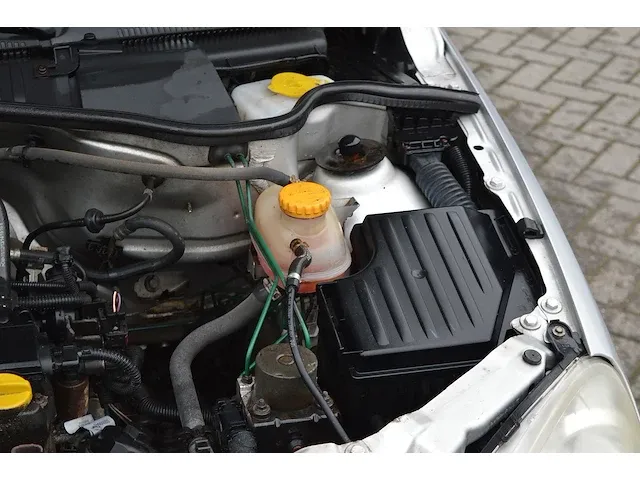 Opel corsa 1.2-16v | 2006 | apk tot maart 2024 | - afbeelding 8 van  25