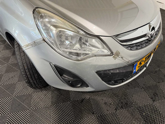 Opel corsa 1.2-16v ann. edition, 5-thl-16 - afbeelding 17 van  19