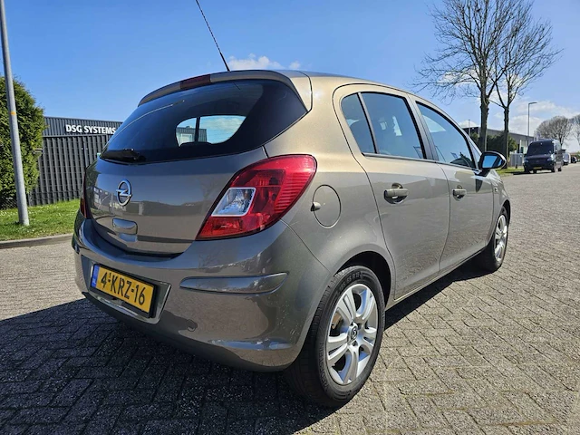 Opel corsa 1.2 16v berlin, 4-krz-16 - afbeelding 8 van  15
