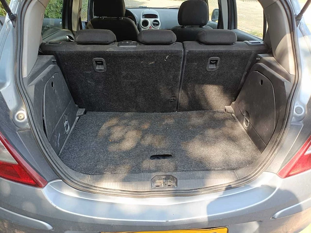Opel corsa 1.2-16v business , 95-xj-sp - afbeelding 6 van  15