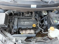 Opel corsa 1.2-16v business , 95-xj-sp - afbeelding 7 van  15