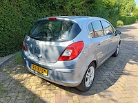 Opel corsa 1.2-16v business , 95-xj-sp - afbeelding 9 van  15