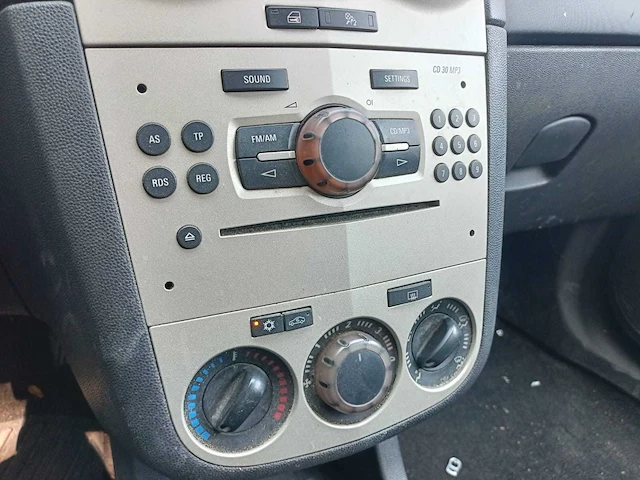 Opel corsa 1.2-16v business , 95-xj-sp - afbeelding 15 van  15