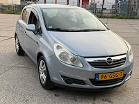 Opel corsa 1.2-16v business , 96-gsg-3 - afbeelding 4 van  11