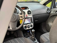 Opel corsa 1.2-16v business , 96-gsg-3 - afbeelding 7 van  11