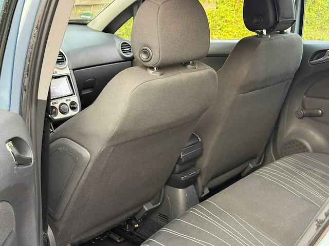 Opel corsa 1.2-16v business , 96-gsg-3 - afbeelding 8 van  11