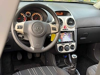 Opel corsa 1.2-16v business , 96-gsg-3 - afbeelding 9 van  11
