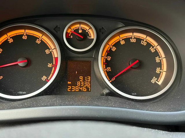 Opel corsa 1.2-16v business , 96-gsg-3 - afbeelding 10 van  11