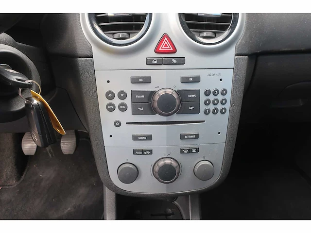 Opel corsa 1.2-16v business, g-213-pv - afbeelding 13 van  17