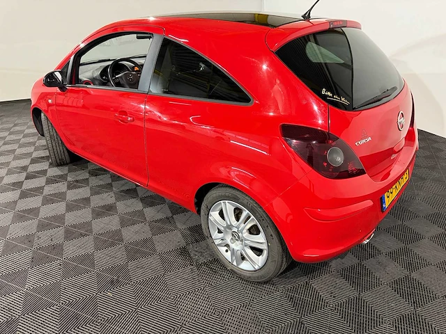 Opel corsa 1.2-16v color ed, 99-rnh-3 - afbeelding 7 van  14