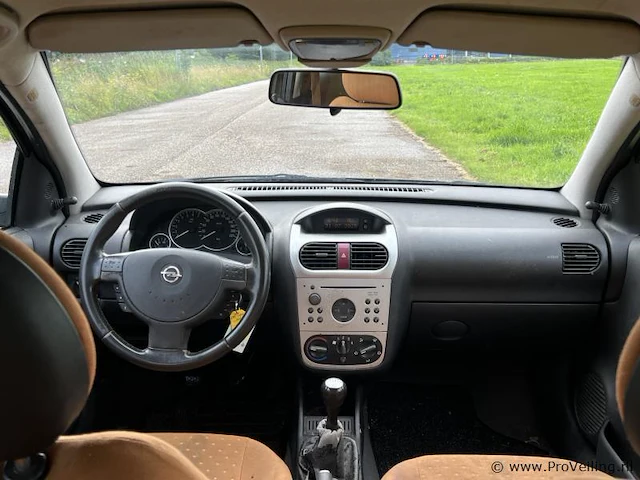 Opel corsa 1.2-16v comfort | 56ljkz | bj 2003 - afbeelding 2 van  8