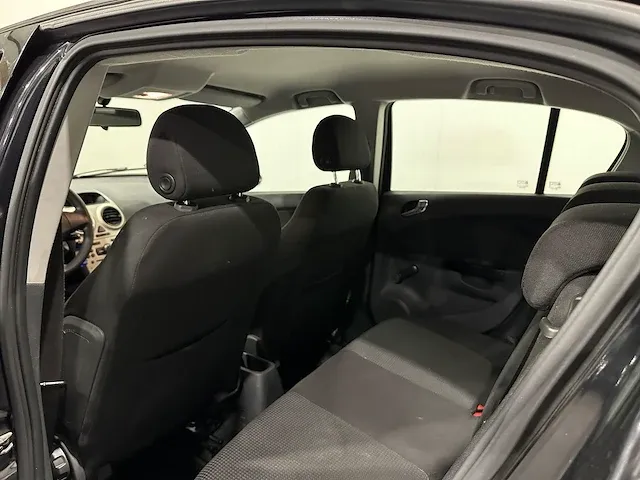 Opel corsa 1.2-16v edition j-086-hr - afbeelding 2 van  19