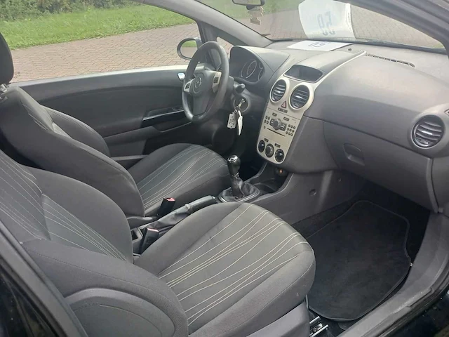 Opel corsa 1.2-16v enjoy , 4-xlj-56 - afbeelding 13 van  15