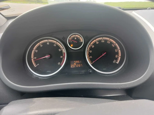 Opel corsa 1.2-16v enjoy , 4-xlj-56 - afbeelding 14 van  15