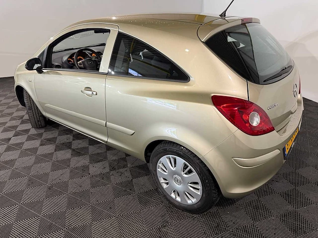 Opel corsa 1.2-16v enjoy, 61-xr-db - afbeelding 5 van  12