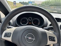 Opel corsa 1.2-16v enjoy airco 70-gjb-2 - afbeelding 3 van  13