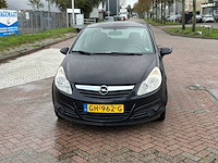 Opel corsa 1.2-16v essentia , gh-962-g - afbeelding 11 van  19