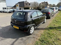 Opel corsa 1.2 16v silverline, 25-rz-sv - afbeelding 2 van  5