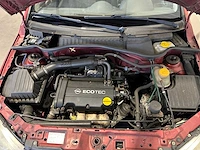 Opel corsa 1.2-16v silverline 60-sz-rs - afbeelding 20 van  21
