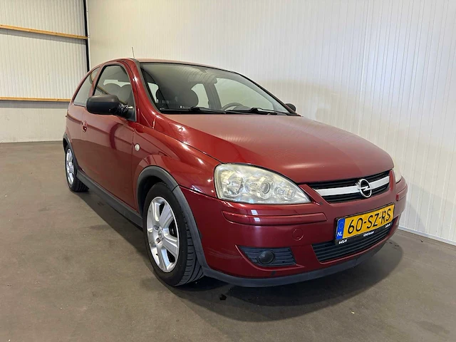 Opel corsa 1.2-16v silverline 60-sz-rs - afbeelding 7 van  21