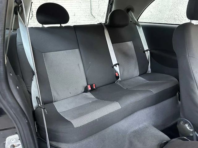 Opel corsa 1.2-16v silverline 80pk 2006, 95-sp-bz - afbeelding 28 van  36