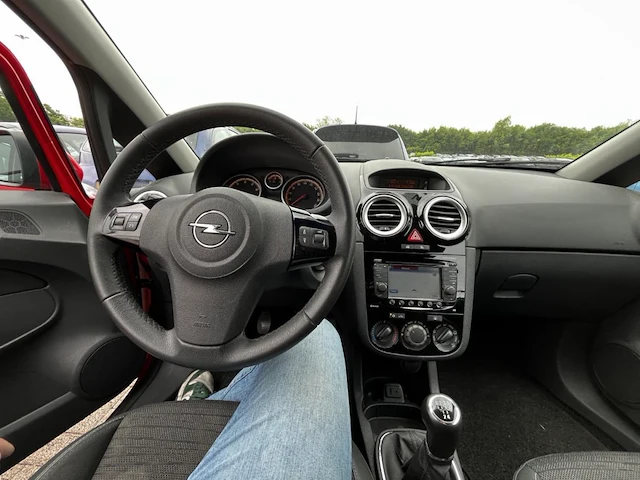 Opel corsa 1.2i enjoy 85,2014 - afbeelding 27 van  28