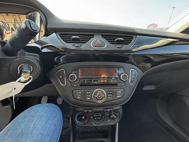 Opel corsa 1.2i essentia, 2017 - afbeelding 13 van  31