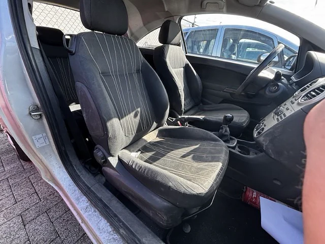 Opel corsa 1.2i essentia 80, 2008 - afbeelding 10 van  31